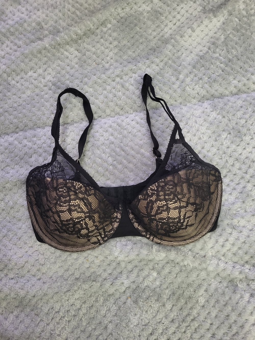 Nwot Natori Black Lace Underwire Bra with Nude Lining 32dd